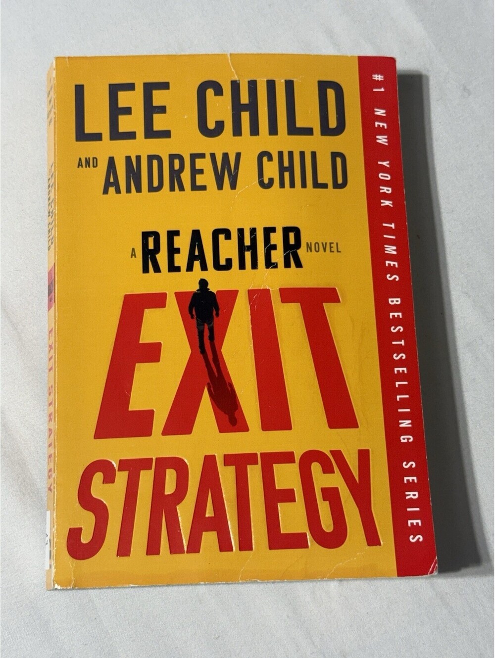 Exit Strategy : Reacher Novel by Lee Child & Andrew Child (2026, Trade paperback